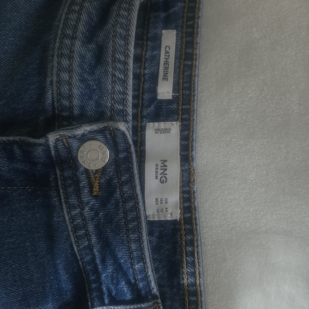 High Rise Blue Jeans - Picture 2 of 5